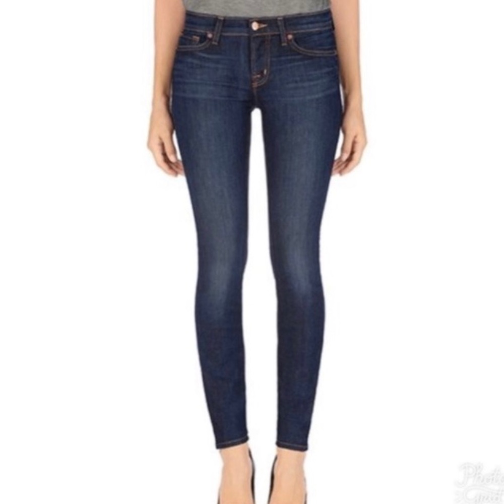 J Brand Skinny Jeans Dark Wash. Size 25